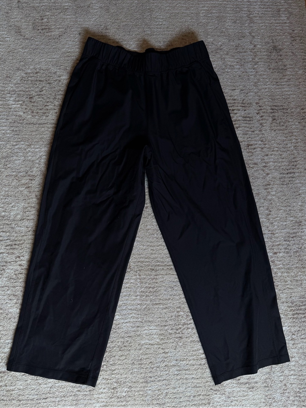 Lululemon capri, size 6